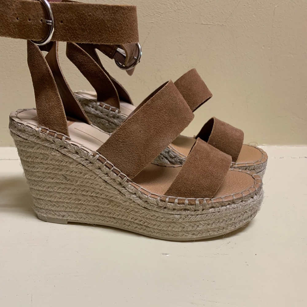 Espadrille - image 1